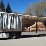 Bild: Beladung eines LKWs mit Blockware für Bergwald Holz GmbH